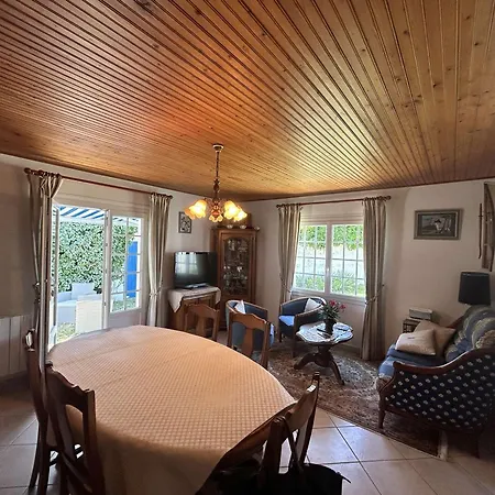 Maison Au Calme Proche Avec Jardin, Terrasse Et 2 - 4 Pers - Fr-1-224b-233 *